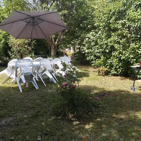 La Canissa Carrada Familiale Canopee Nocleg ze śniadaniem *
